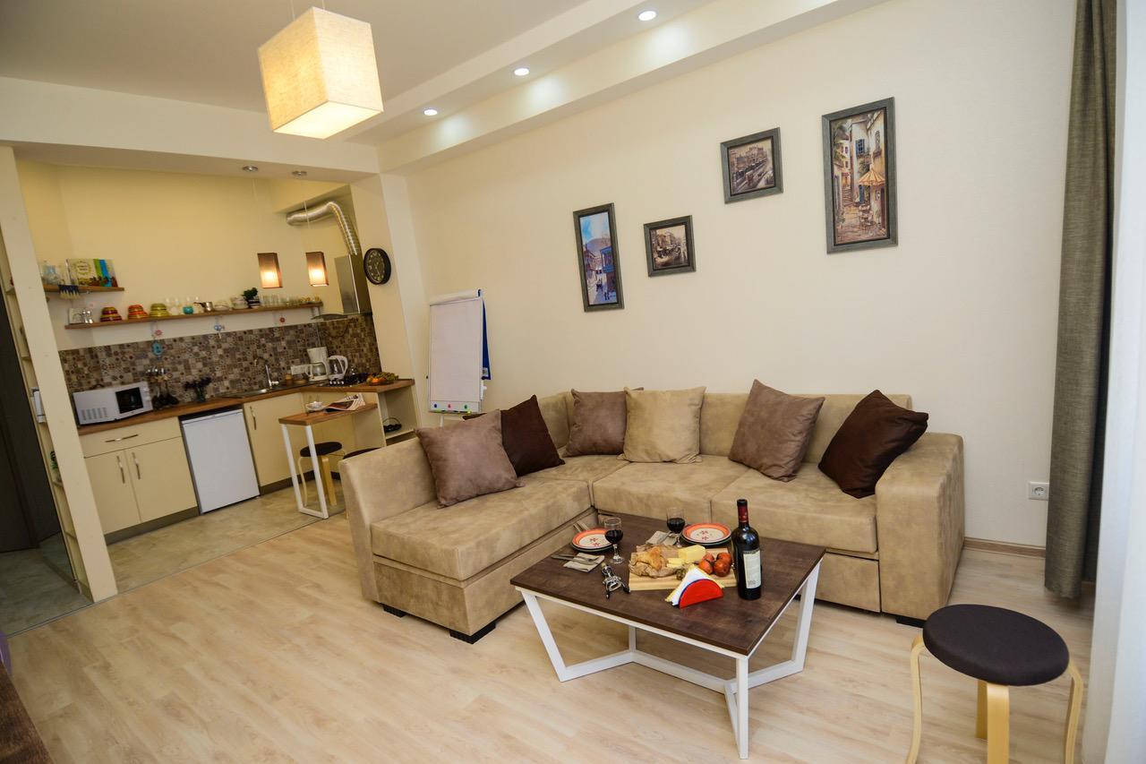 B-Lax Apartment Tiflis Dış mekan fotoğraf