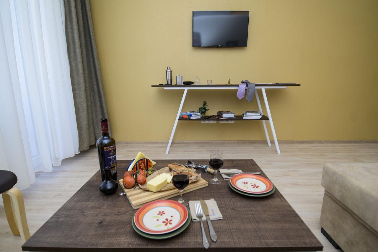 B-Lax Apartment Tiflis Dış mekan fotoğraf